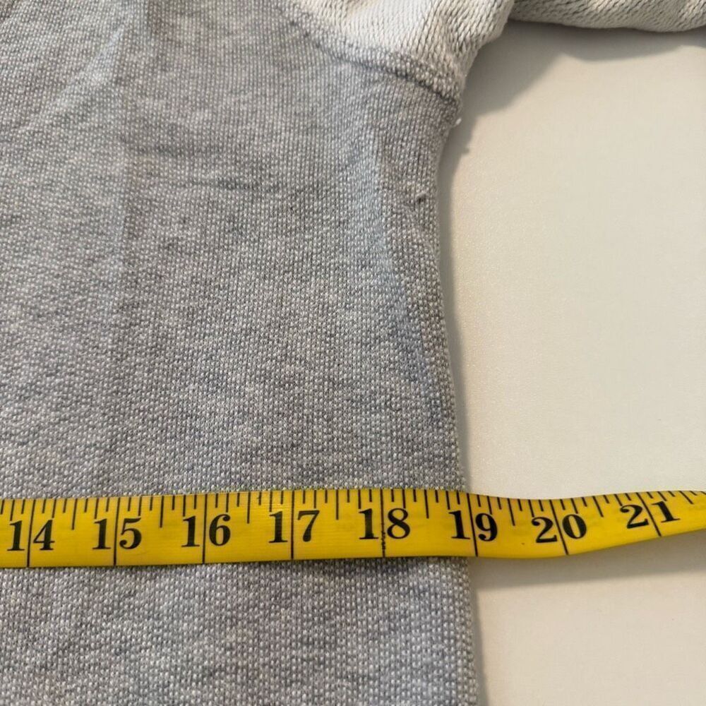 Roots Canada Gray Two Tone V Neck Sweatshirt Sz M Casual, Normcore - Picture 9 of 12